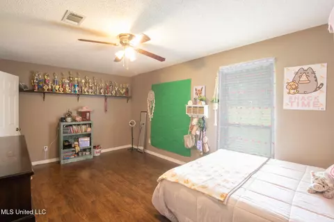 Bedroom - 21 Cozy Corner Rd, Wiggins, MS 39577 photo 4 of 6