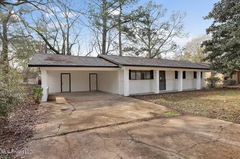 1311 Sharon Dr, Jackson, MS 39204