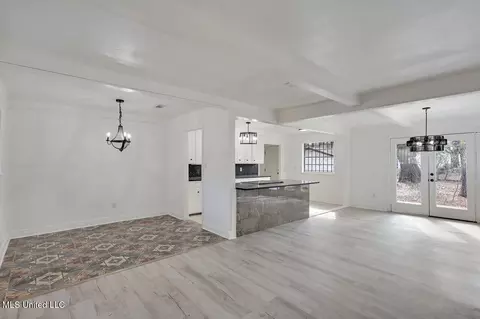 1311 Sharon Dr, Jackson, MS 39204 photo 7