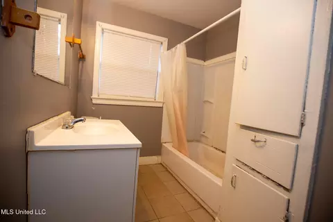 4313 El Paso St, Jackson, MS 39206 photo 4
