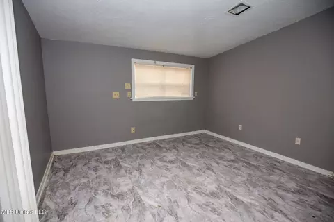 4313 El Paso St, Jackson, MS 39206 photo 5