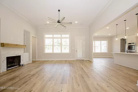 8229 Milne Way, Hernando, MS 38632 photo 7
