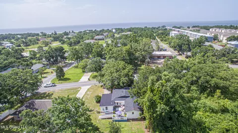 View/Area - 2003 W 2nd St, Long Beach, MS 39560 photo 1 of 1
