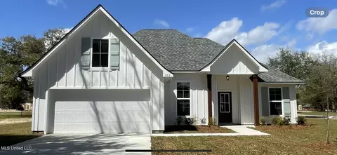 802 John Baptiste St, Bay Saint Louis, MS 39520
