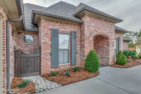 807 Onyx Pl, Flowood, MS 39232 photo 3