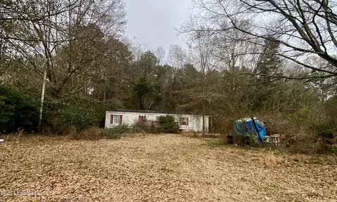 23060 Rd 261, Picayune, MS 39466