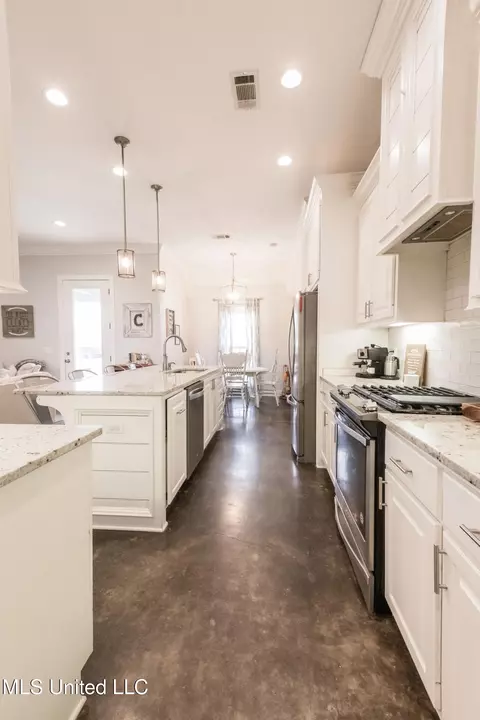 515 Carrington Dr, Brandon, MS 39042 photo 8
