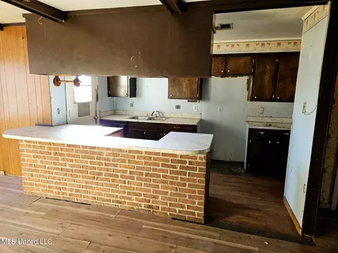Kitchen - 2615 Pine Circle Dr, Pearl, MS 39208 photo 1 of 1
