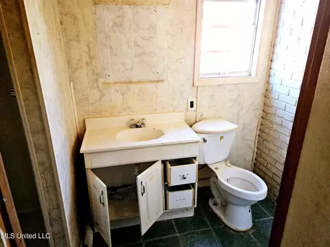 Bath - 2615 Pine Circle Dr, Pearl, MS 39208 photo 1 of 3