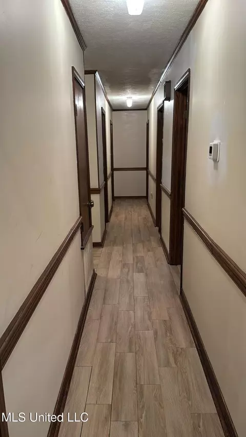 Entry Way - 130 W Sedgwick Ct, Jackson, MS 39211 photo 1 of 1