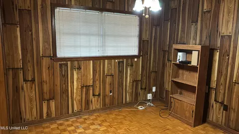 Other - 130 W Sedgwick Ct, Jackson, MS 39211 photo 3 of 5