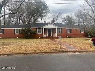 214 Court St, Sardis, MS 38666