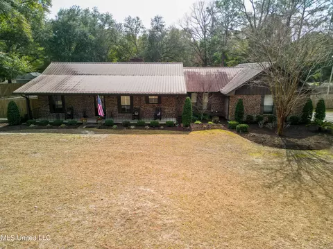 134 Quail Run Rd, Lucedale, MS 39452