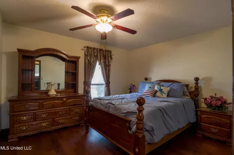 Bedroom - 134 Quail Run Rd, Lucedale, MS 39452 photo 2 of 4