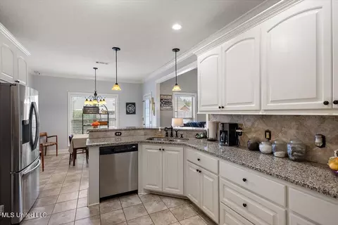 Kitchen - 231 Copper Ridge Way, Florence, MS 39073 photo 2 of 3