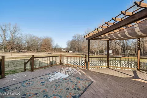 Exterior - 433 Moore Loop, Byhalia, MS 38611 photo 4 of 5