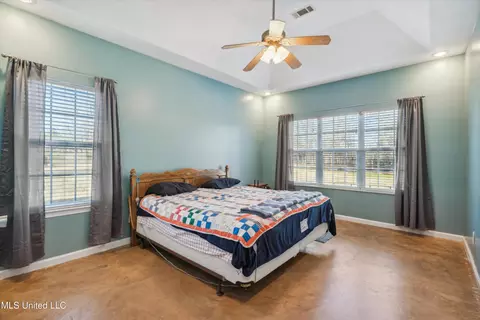 Bedroom - 433 Moore Loop, Byhalia, MS 38611 photo 1 of 4