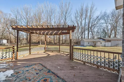 Exterior - 433 Moore Loop, Byhalia, MS 38611 photo 3 of 5