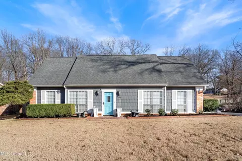 2290 Itasca Dr, Nesbit, MS 38651
