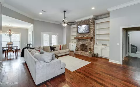 605 Macbeth St, Brandon, MS 39047 photo 8