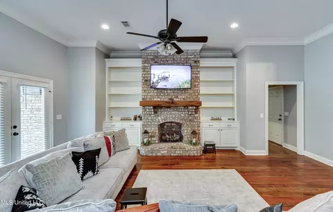 605 Macbeth St, Brandon, MS 39047 photo 9
