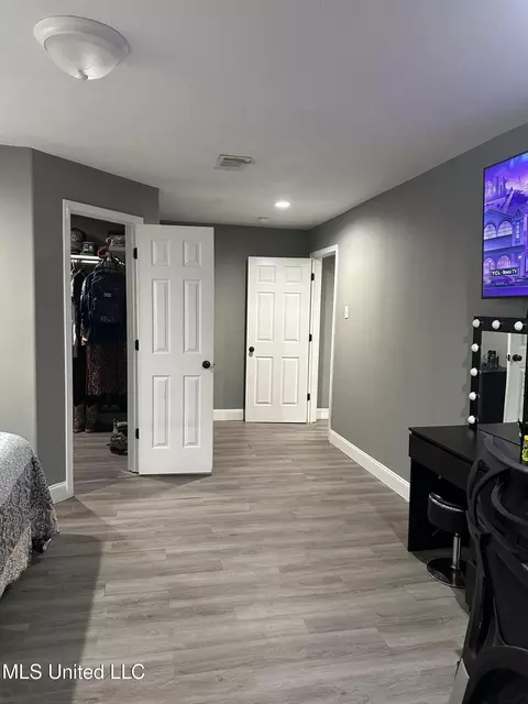 Entry Way - 3318 Bellview Ave, Moss Point, MS 39563 photo 1 of 1
