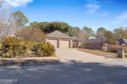11557 Azalea Trce, Gulfport, MS 39503