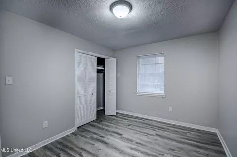 Bedroom - 224 Overlook Cir, Jackson, MS 39213 photo 4 of 6