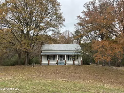 44 Armstrong Rd, Pittsboro, MS 38951