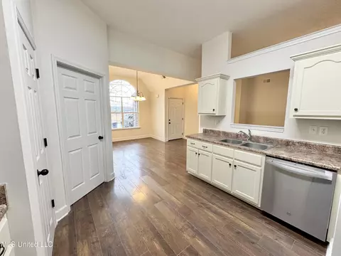 414 E Oak Grove Rd, Hernando, MS 38632 photo 10