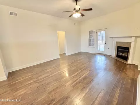 414 E Oak Grove Rd, Hernando, MS 38632 photo 7