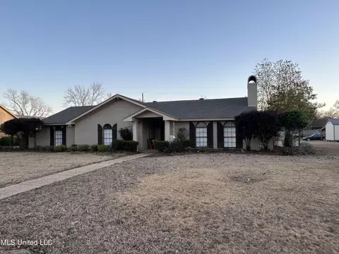 614 N Aubrey Cir, Greenwood, MS 38930