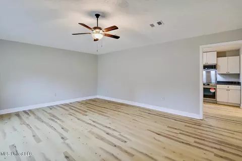247 Ramada Cir, Jackson, MS 39212 photo 5