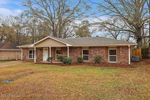 247 Ramada Cir, Jackson, MS 39212 photo 2
