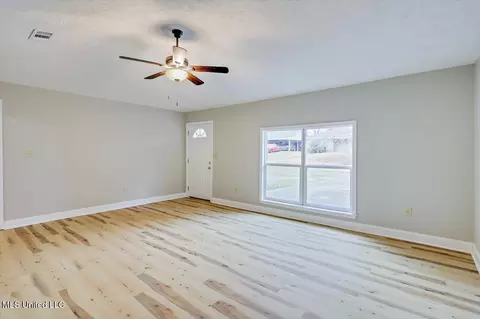 247 Ramada Cir, Jackson, MS 39212 photo 6