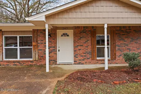 247 Ramada Cir, Jackson, MS 39212 photo 4