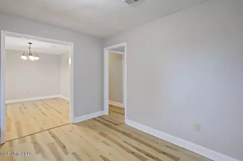 247 Ramada Cir, Jackson, MS 39212 photo 10
