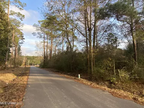 3616 Dale Lane Ln, Moss Point, MS 39563