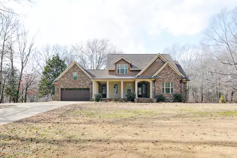 8643 Tulane Rd, Hernando, MS 38632