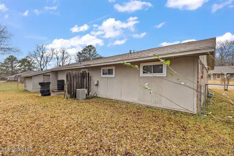 4957 Oak Creek Dr, Jackson, MS 39212 photo 17