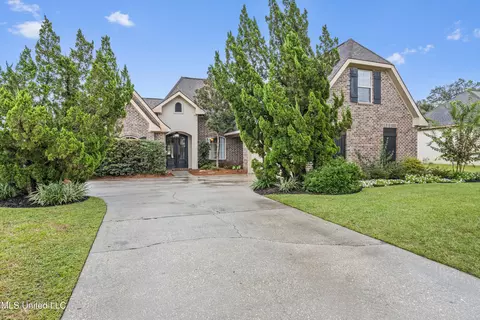 12024 Ol Oaks Dr, Gulfport, MS 39503