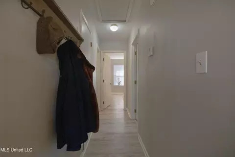 Entry Way - 113 Hidden Crst, Madison, MS 39110 photo 1 of 1