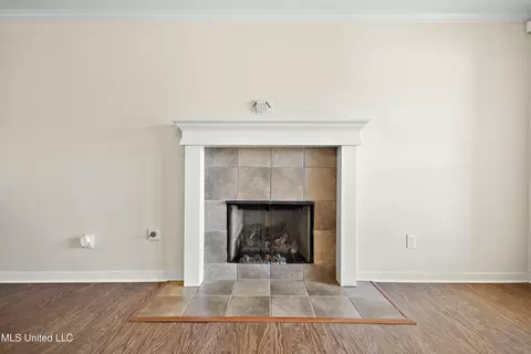 Living - 111 Cedarstone Dr, Terry, MS 39170 photo 2 of 3