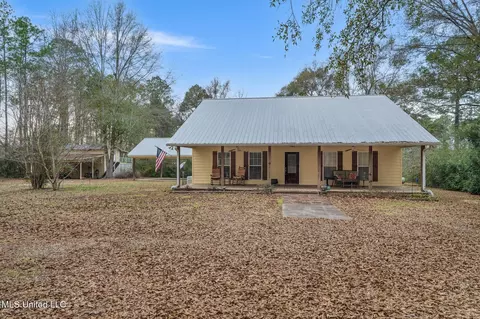 79 Tower Rd, Hattiesburg, MS 39401