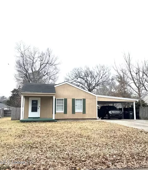 1306 Eastwood Rd, Natchez, MS 39120