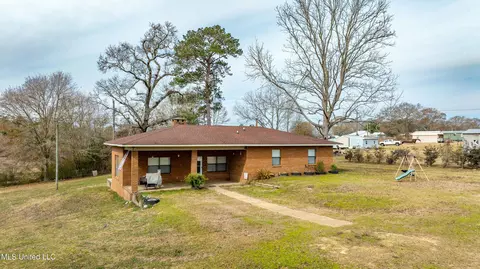 Exterior - 11 Claude Hunt Rd, Wiggins, MS 39577 photo 1 of 4