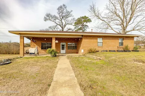 Exterior - 11 Claude Hunt Rd, Wiggins, MS 39577 photo 4 of 4