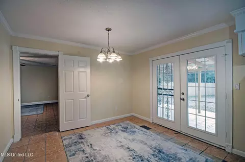 Dining - 3637 Sykes Park Dr, Jackson, MS 39212 photo 1 of 1