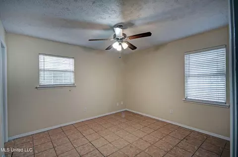 Bedroom - 3637 Sykes Park Dr, Jackson, MS 39212 photo 5 of 6