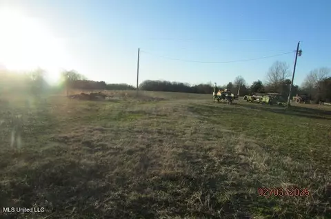 497 Early Grove Rd, Lamar, MS 38642 photo 1